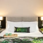 מיטה זוגית במלון מטיילים ארץ דפנה